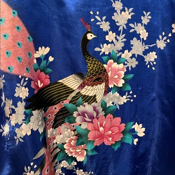 Kimono Robe - Picture 2 of 3